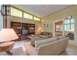 49 Leslie Street, Wasaga Beach, ON L9Z2R3 Photo 16