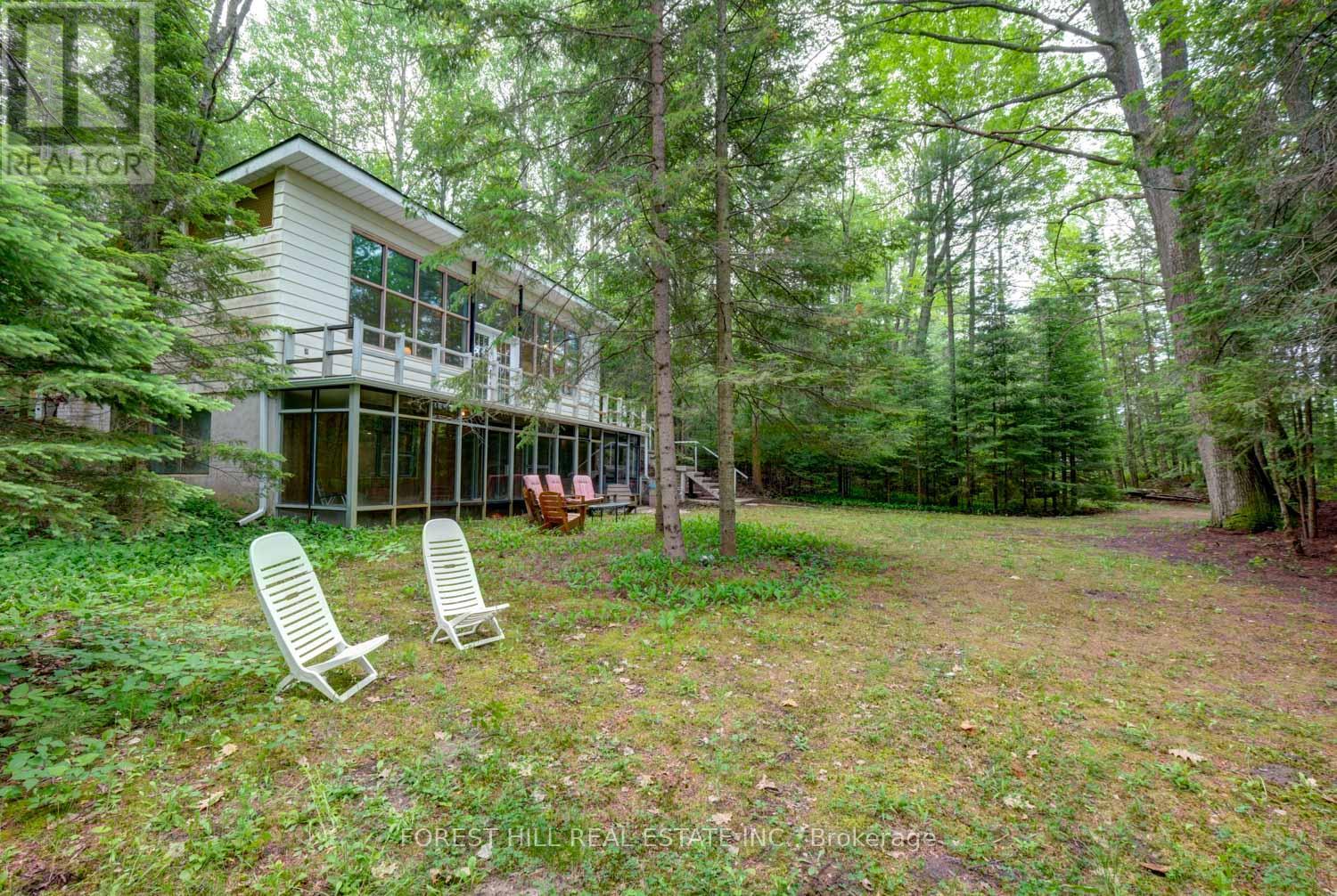 49 LESLIE STREET - 10