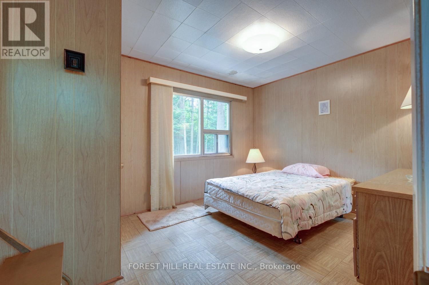 49 LESLIE STREET - 23