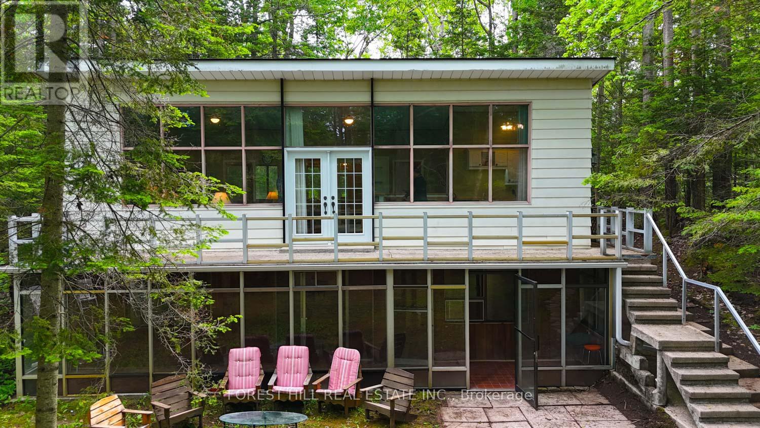 49 LESLIE STREET - 1