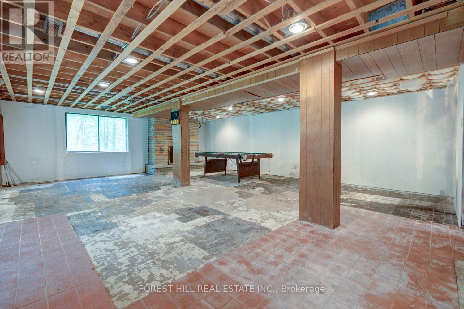 49 LESLIE STREET - 31