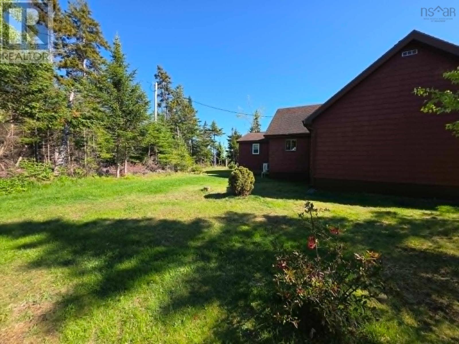 251 Bayview Drive - 5