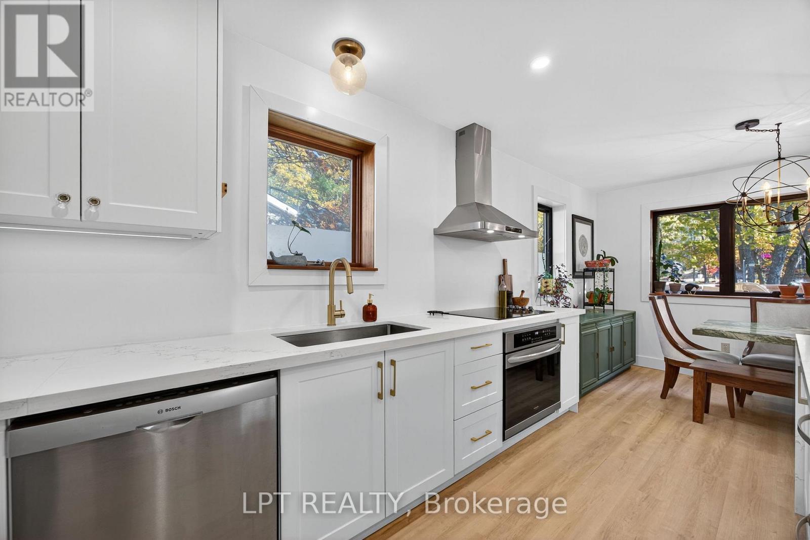154 PARK ROAD - 14