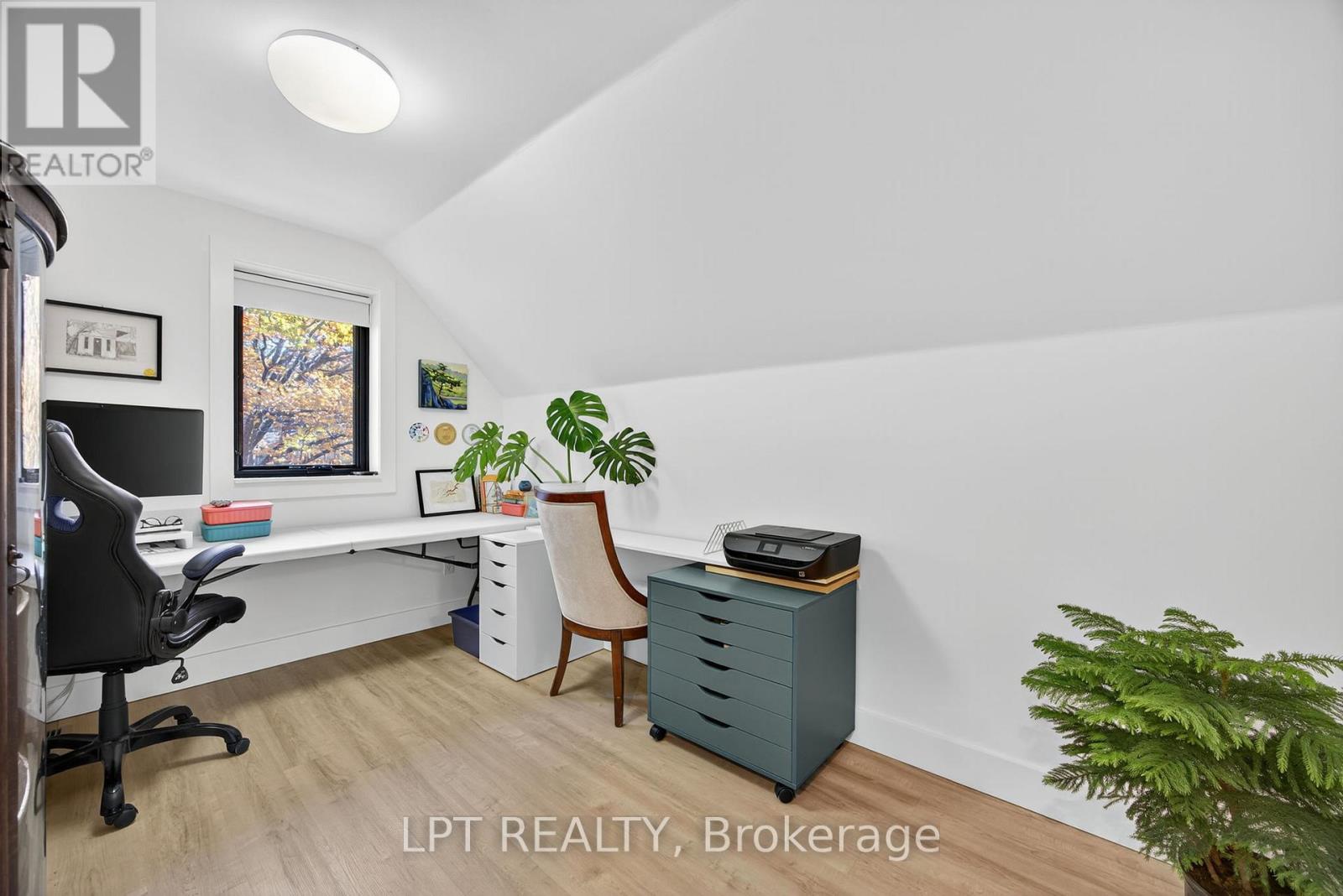 154 PARK ROAD - 28