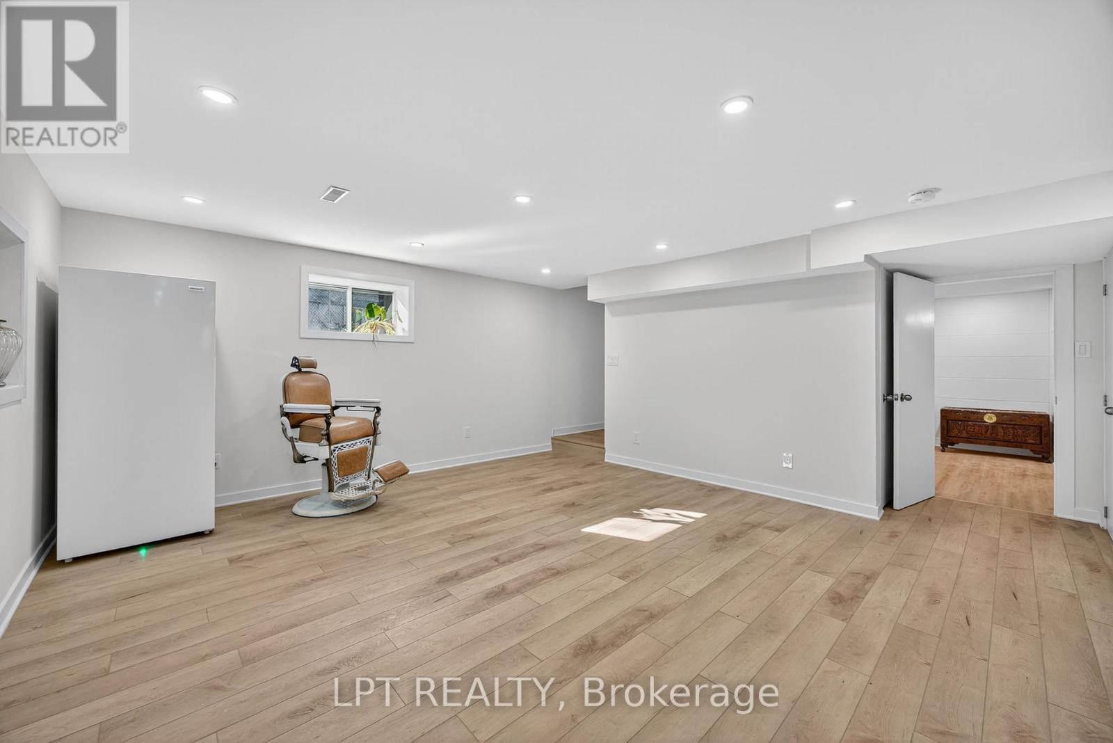 154 PARK ROAD - 39
