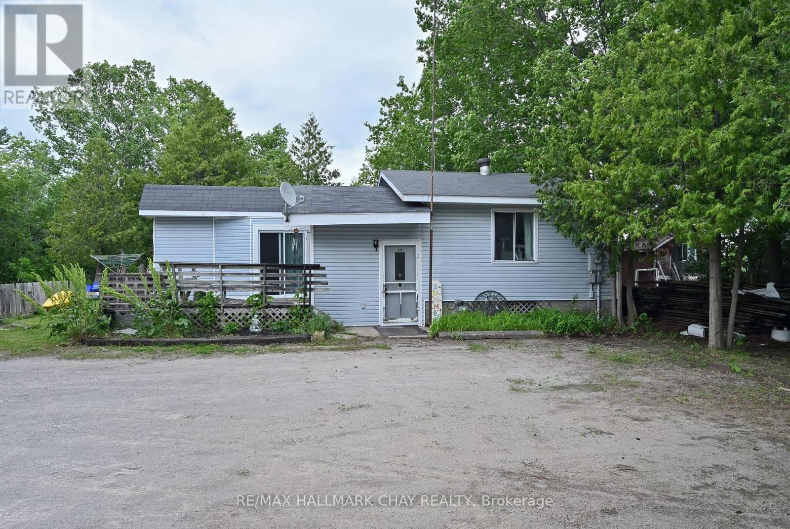 225 PARK STREET - 1