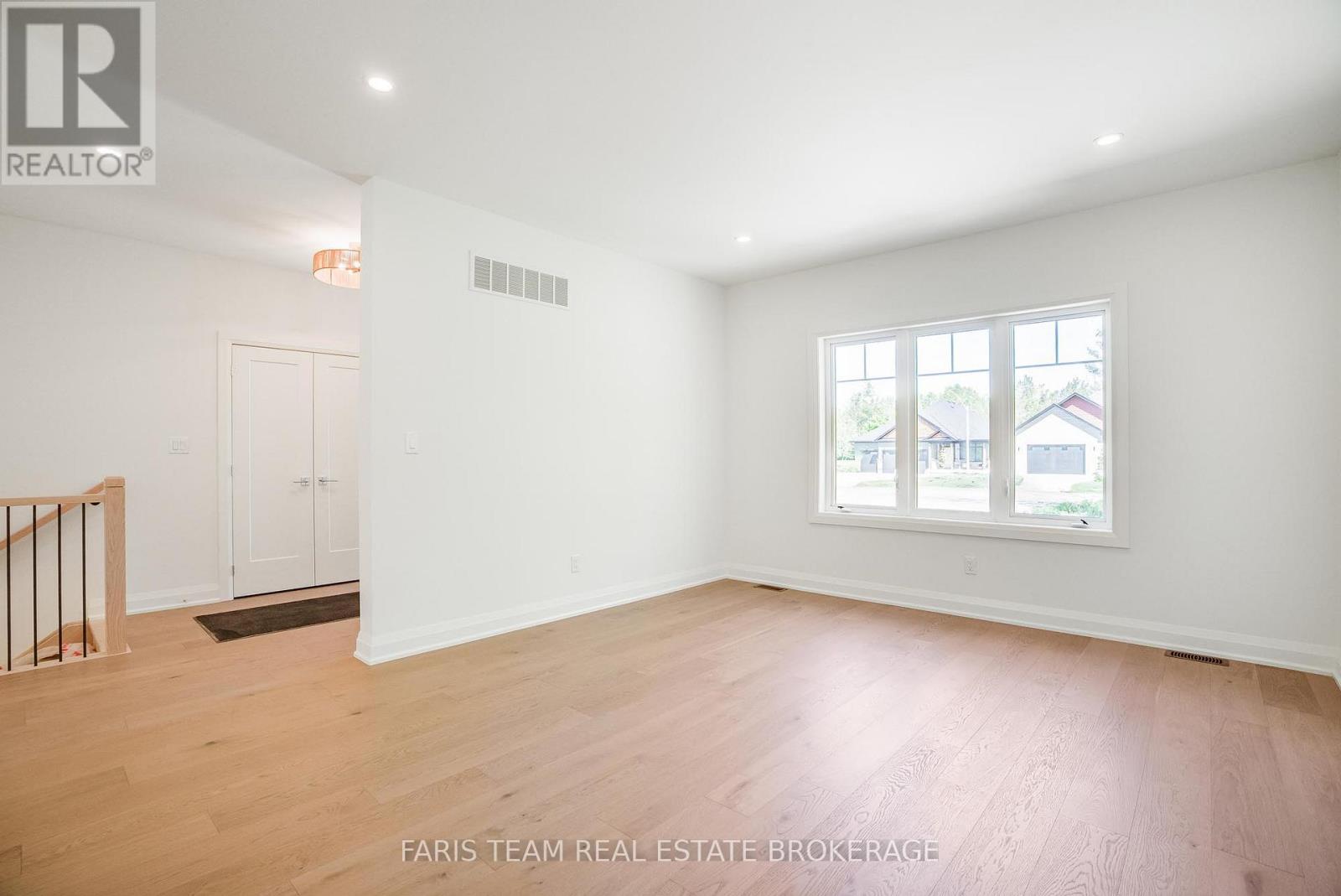 45 SHEPPARD STREET - 15
