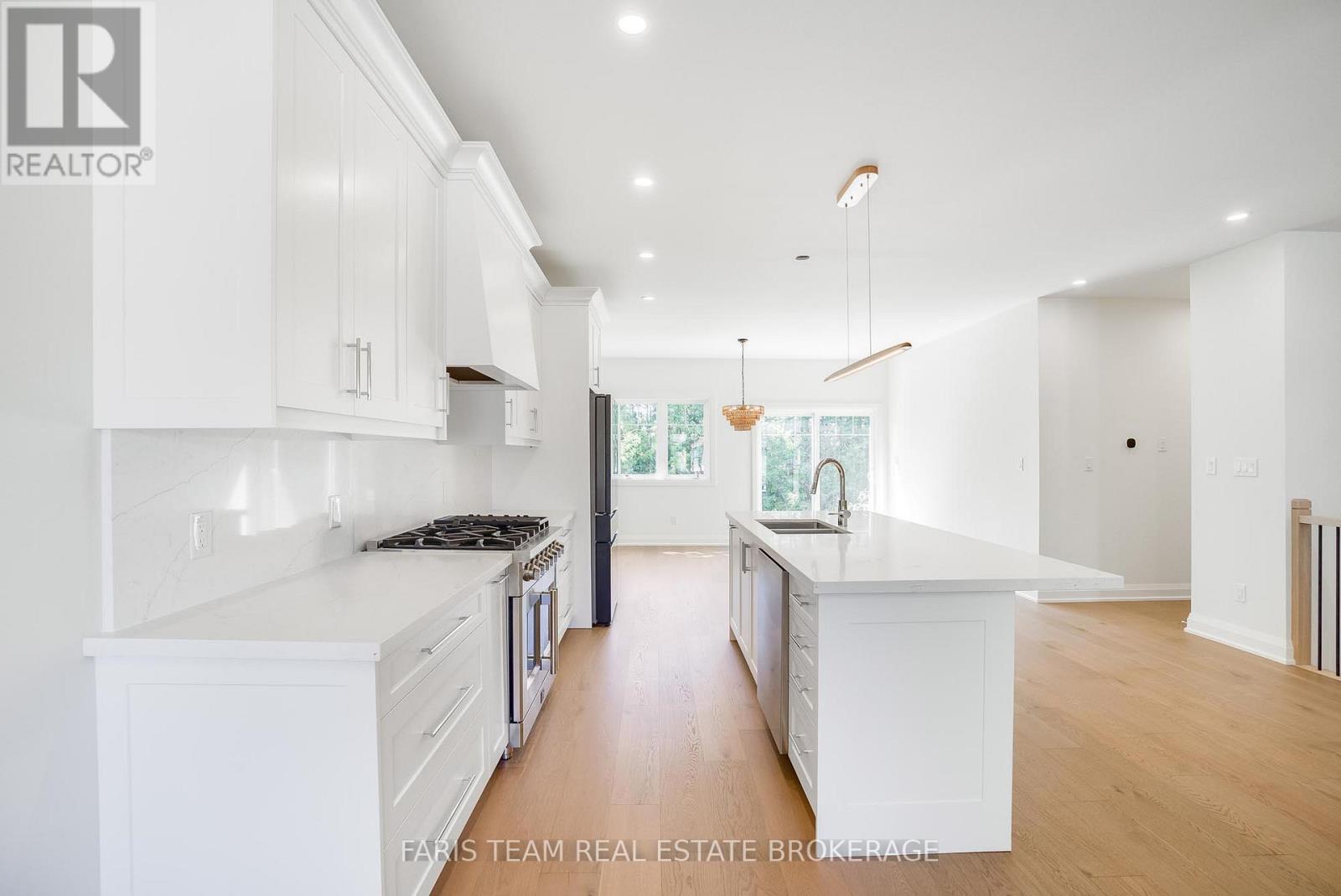 45 SHEPPARD STREET - 6