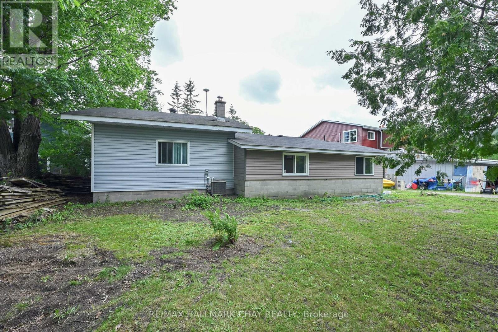 225 PARK STREET - 24