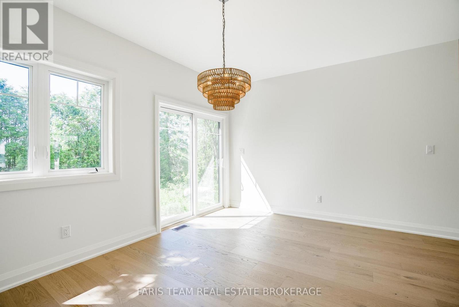 45 SHEPPARD STREET - 12