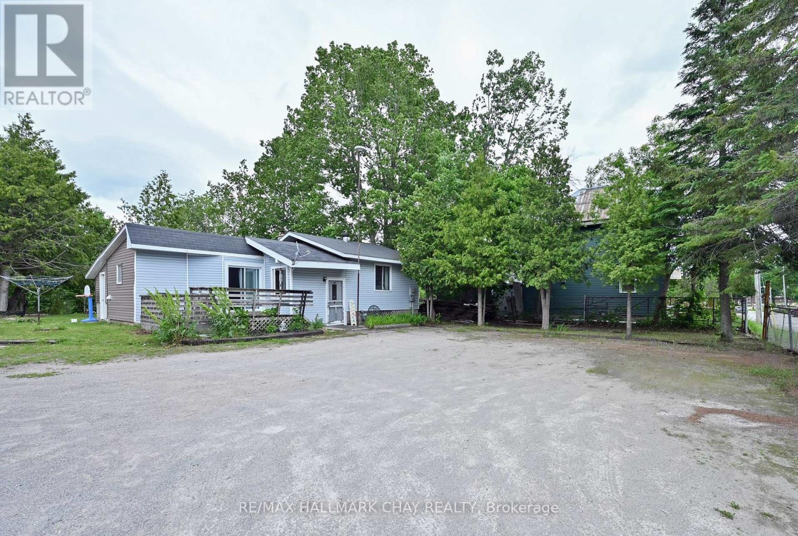 225 PARK STREET - 2