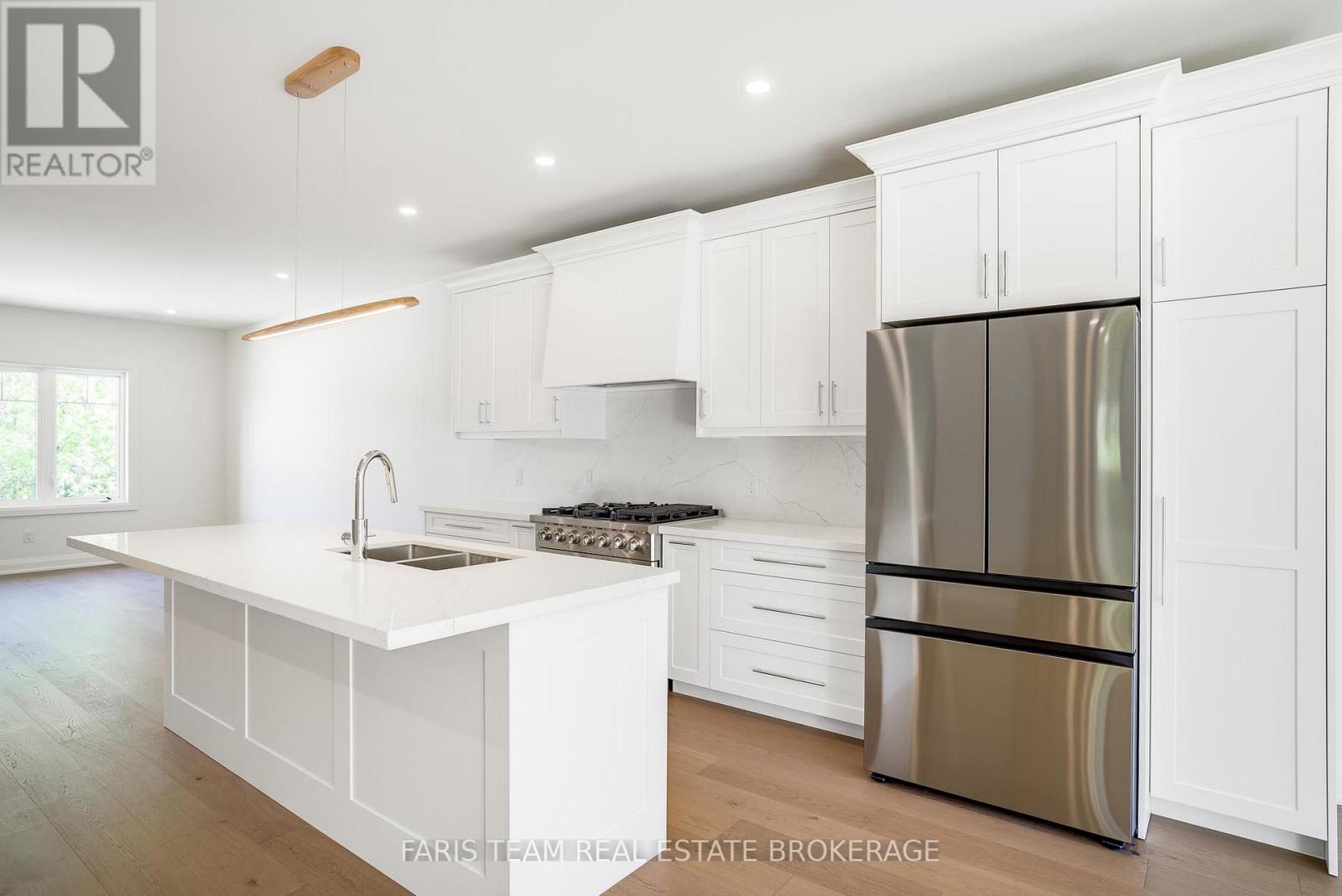 45 SHEPPARD STREET - 10