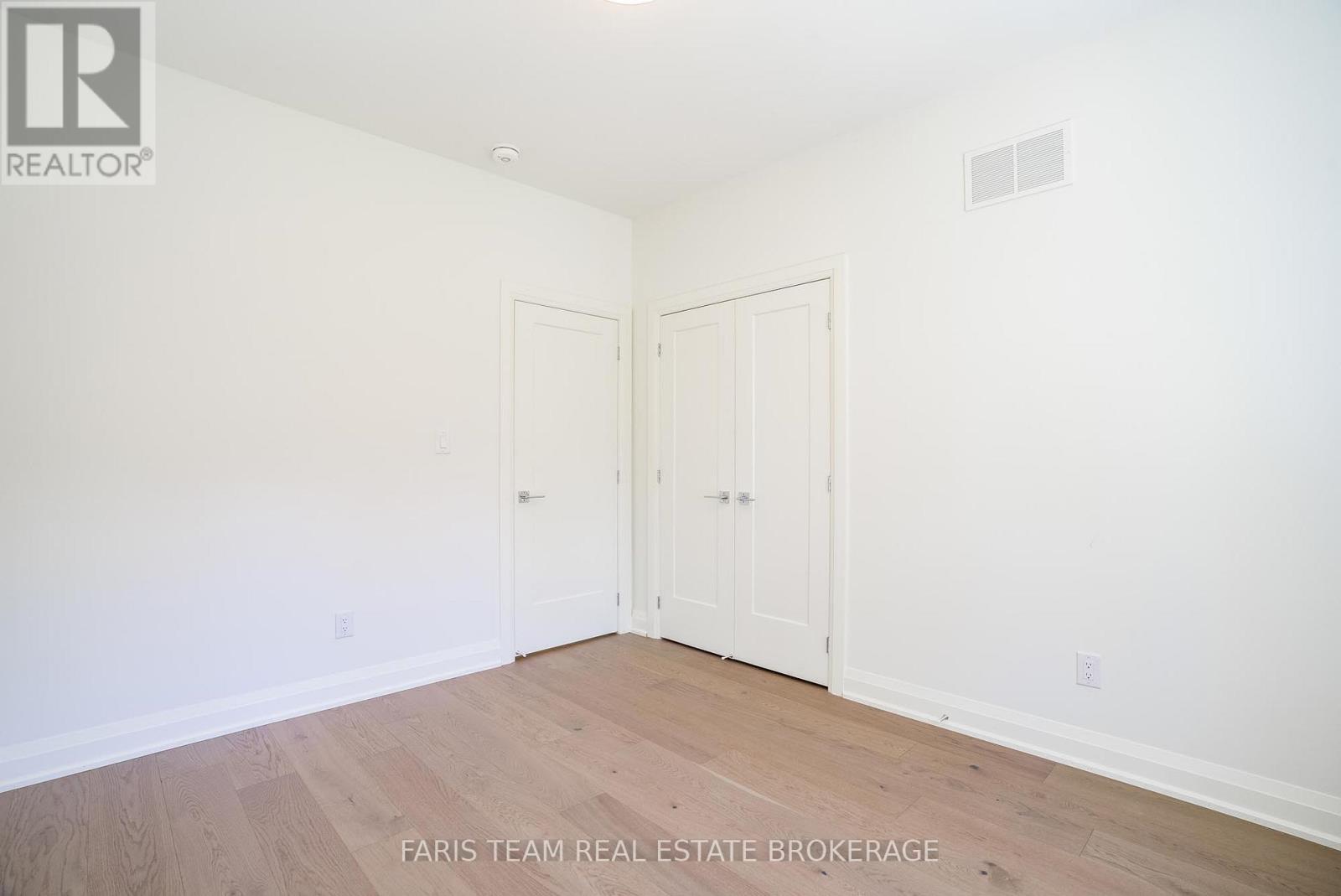 45 SHEPPARD STREET - 21