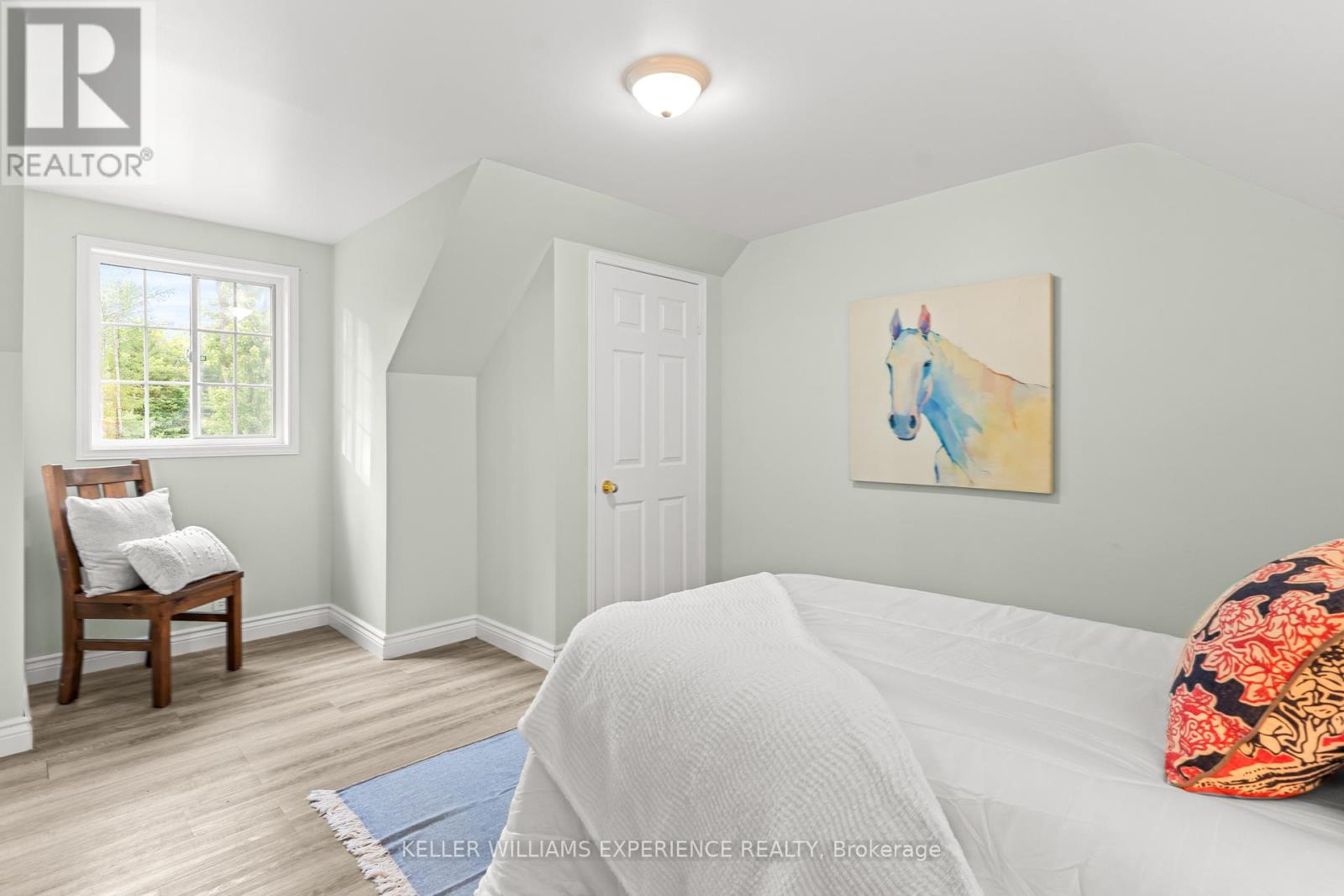 7516 ISLAND CRESCENT W - 24