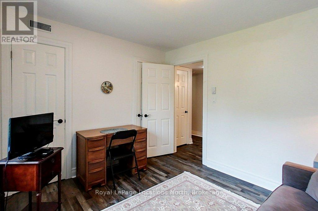 115 ROBINSON STREET - 20