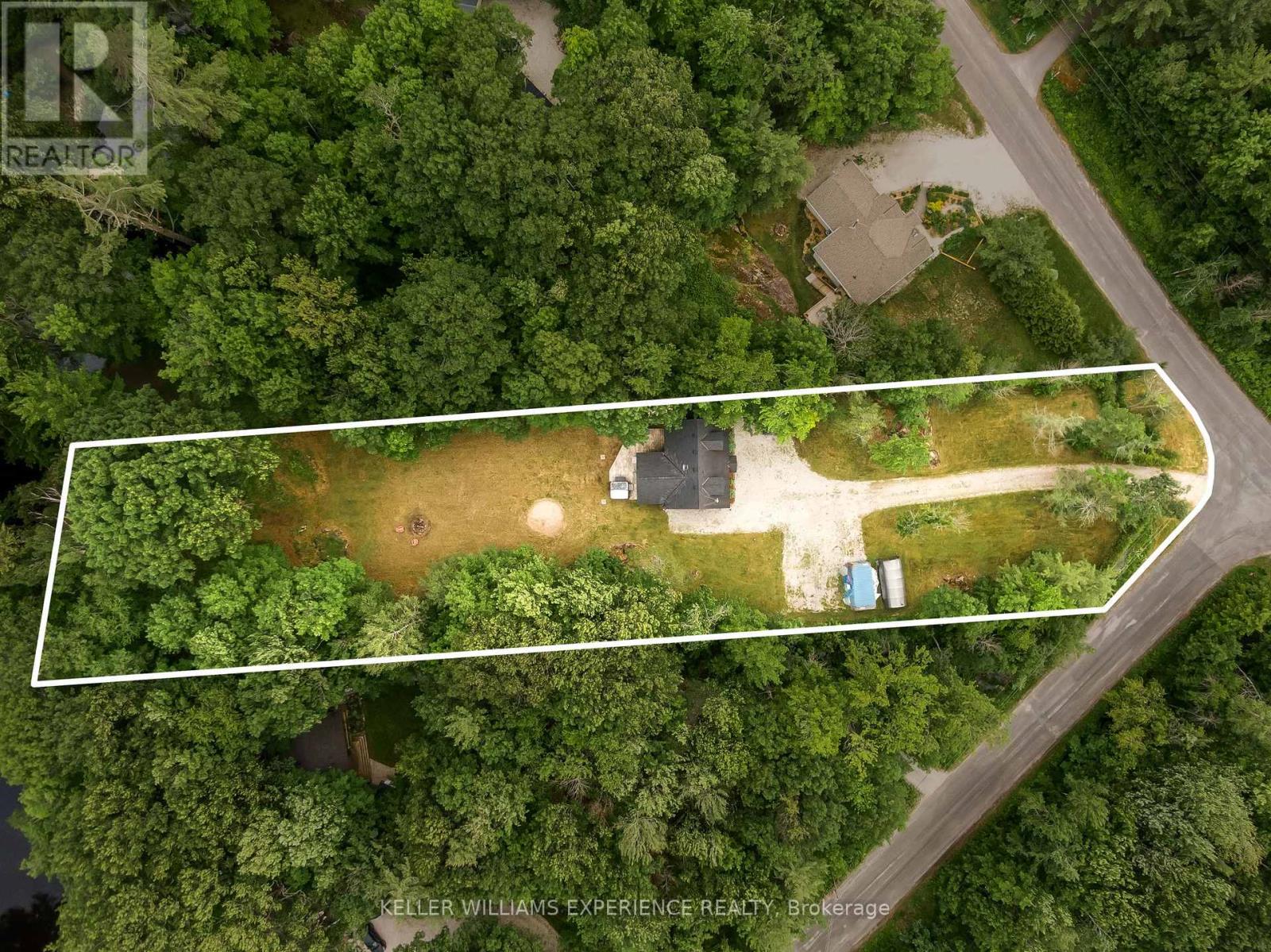 7516 ISLAND CRESCENT W - 3