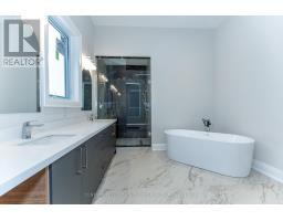 11 Caldwell Drive, Oro Medonte, ON L0L2L0 Photo 23