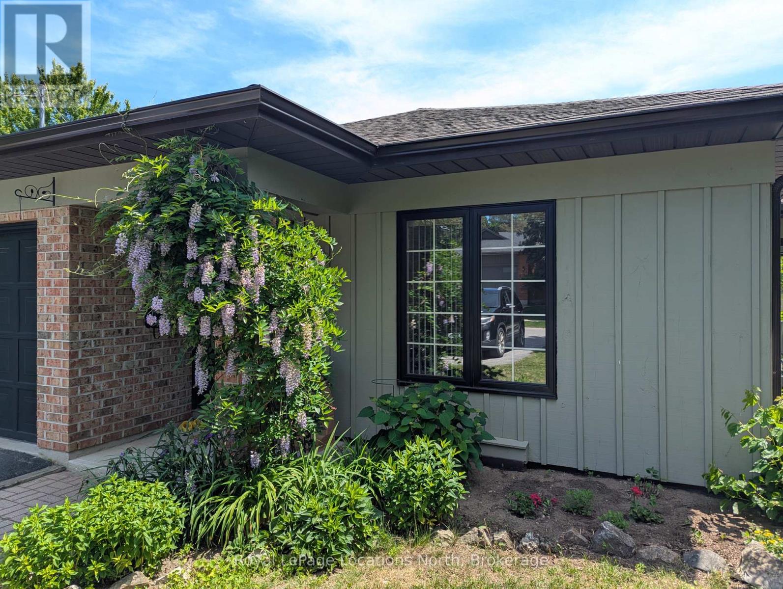 115 ROBINSON STREET - 28