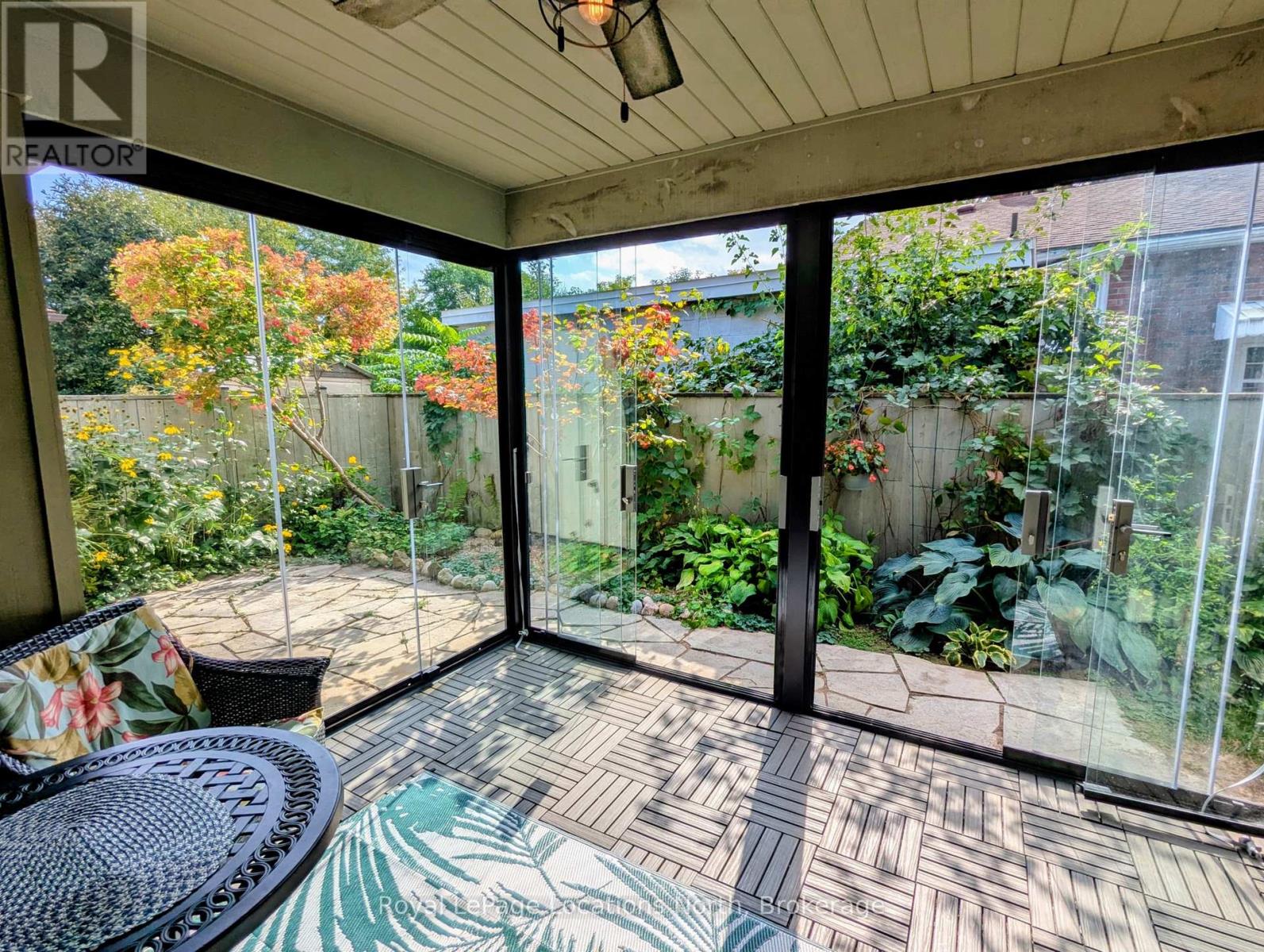 115 ROBINSON STREET - 3
