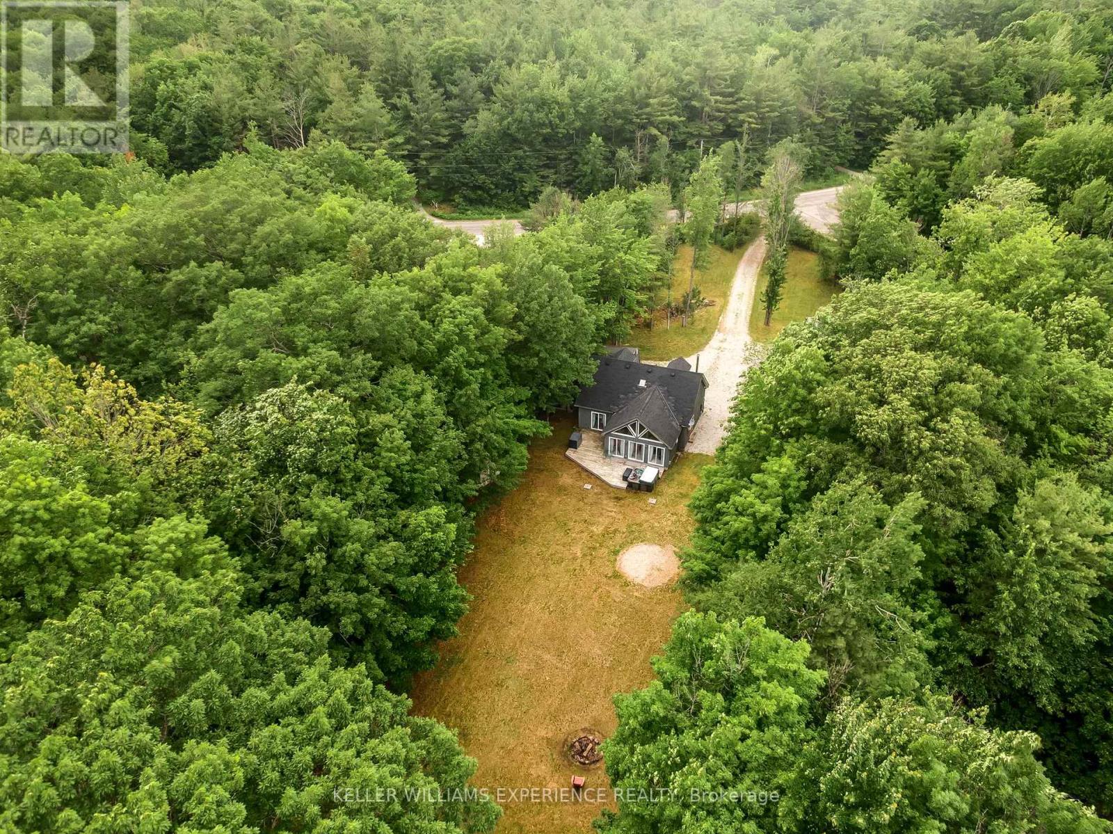 7516 ISLAND CRESCENT W - 40