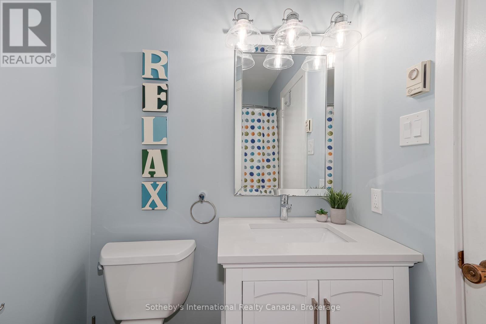 #214 214 ESCARPMENT CRESCENT - Image 21