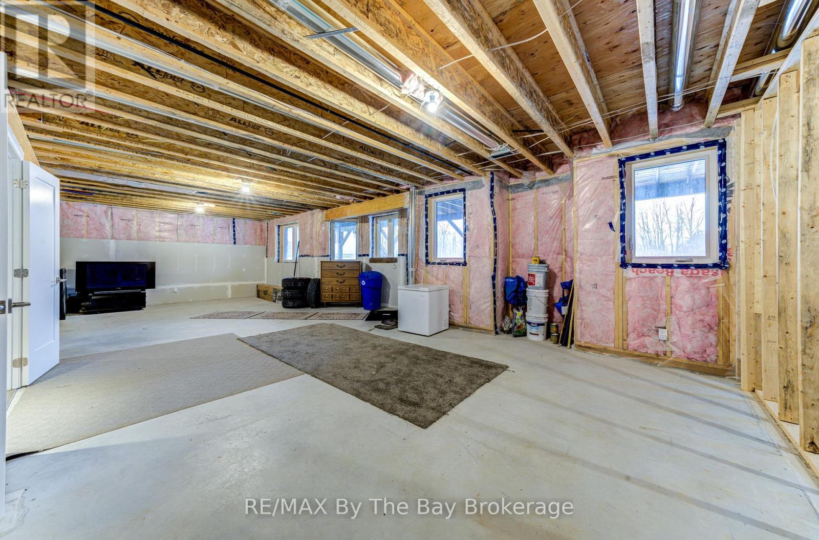 16 WALNUT DRIVE - 31