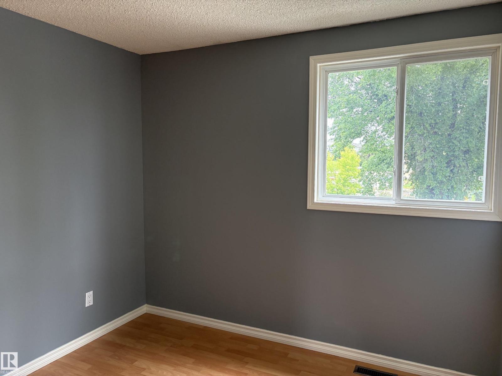 14644 52 ST NW - 13