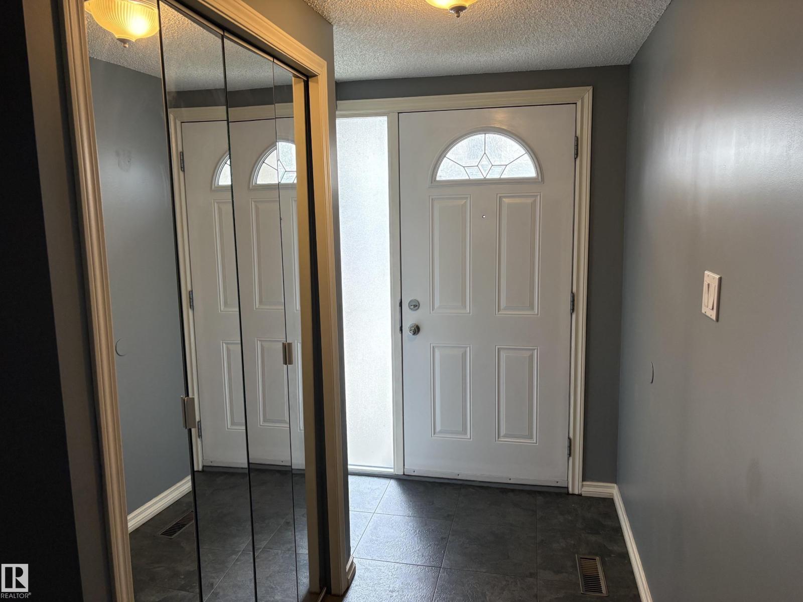 14644 52 ST NW - 16