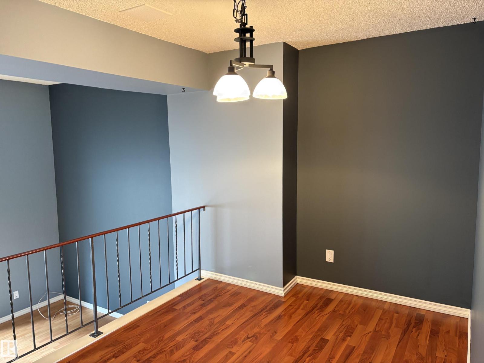 14644 52 ST NW - 3