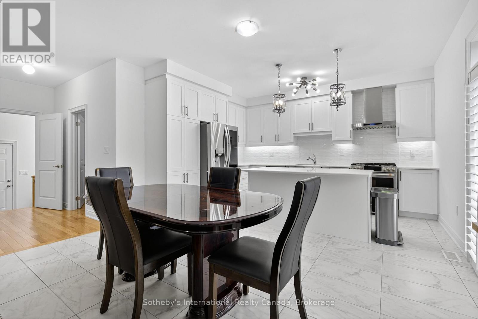 5 MIDDLETON DRIVE - 11