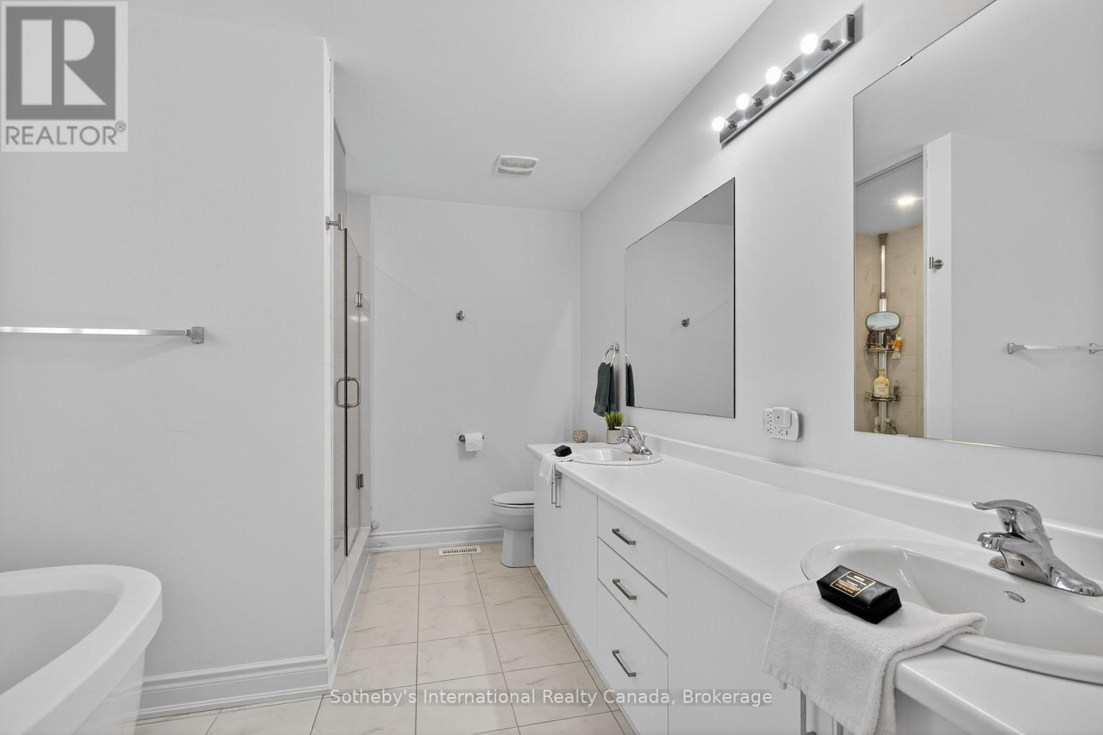 5 MIDDLETON DRIVE - 21