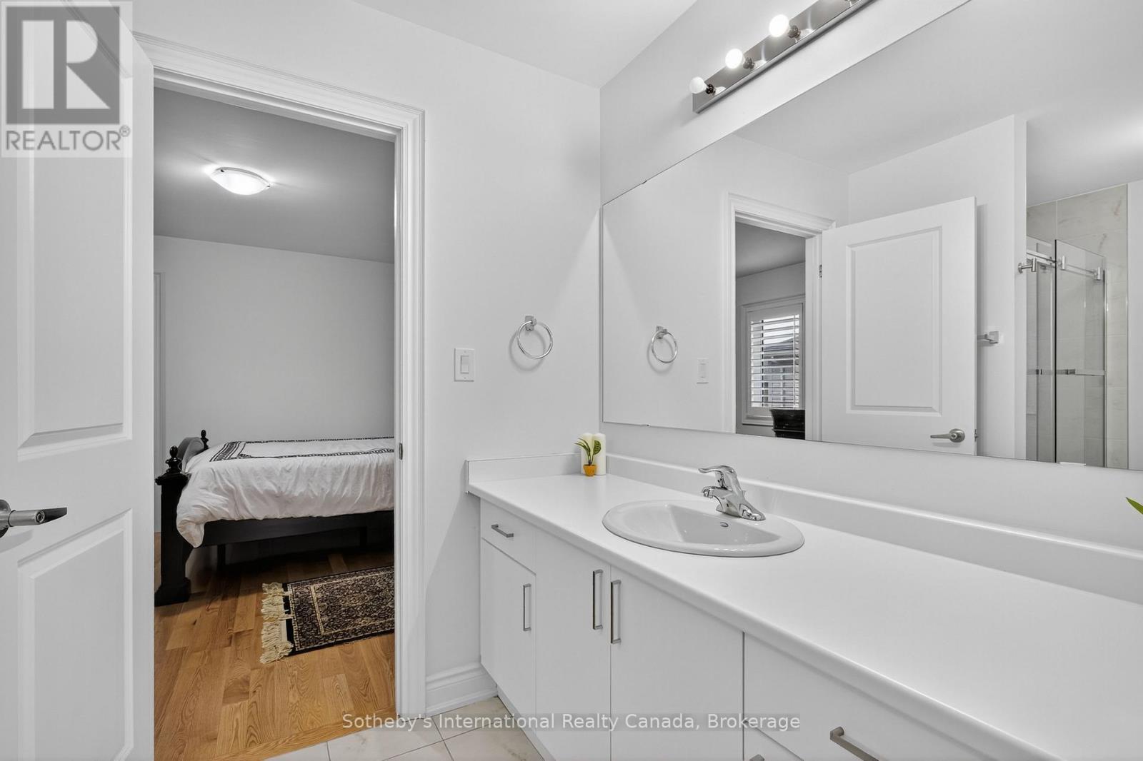 5 MIDDLETON DRIVE - 29