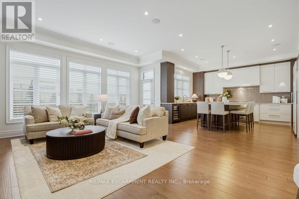 343 TUDOR AVENUE - 13