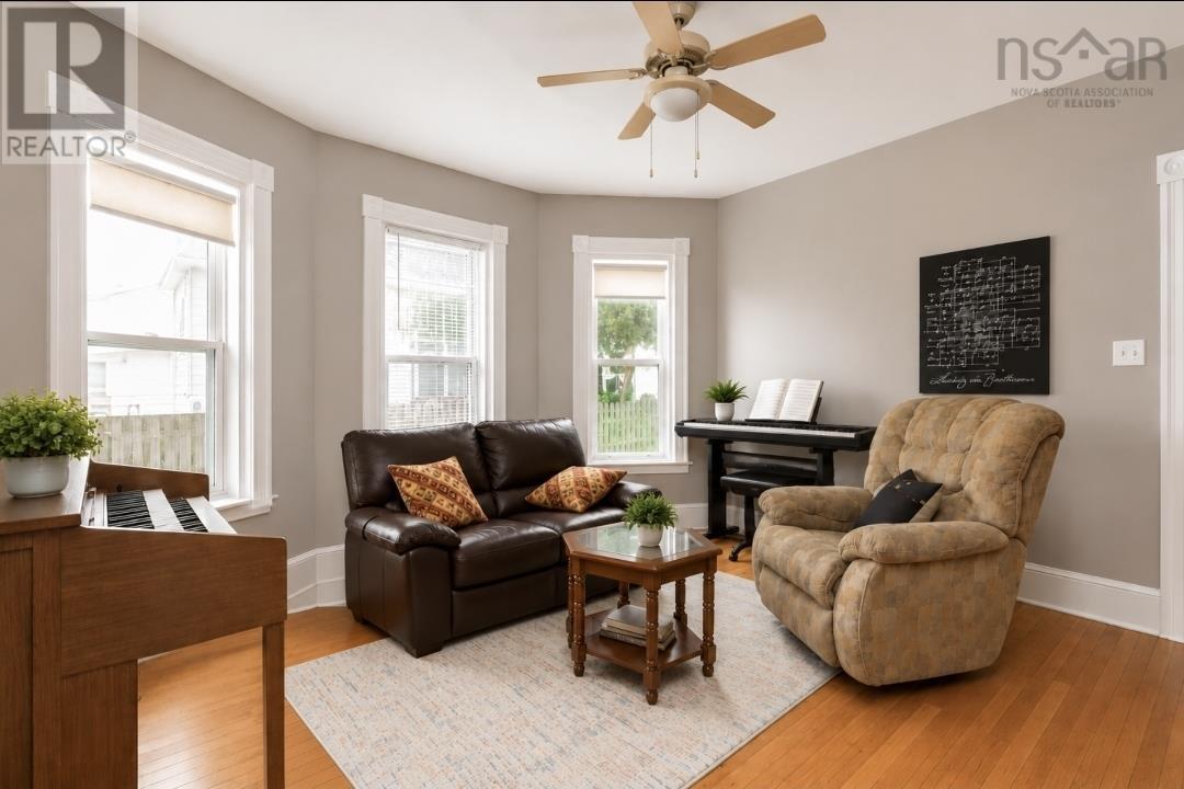 Property 7 of 17 of 25 Jubilee Avenue