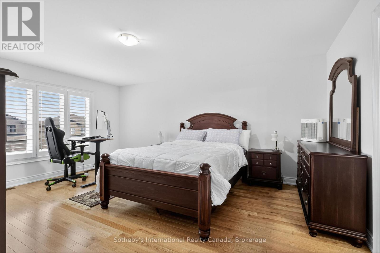 5 MIDDLETON DRIVE - 28