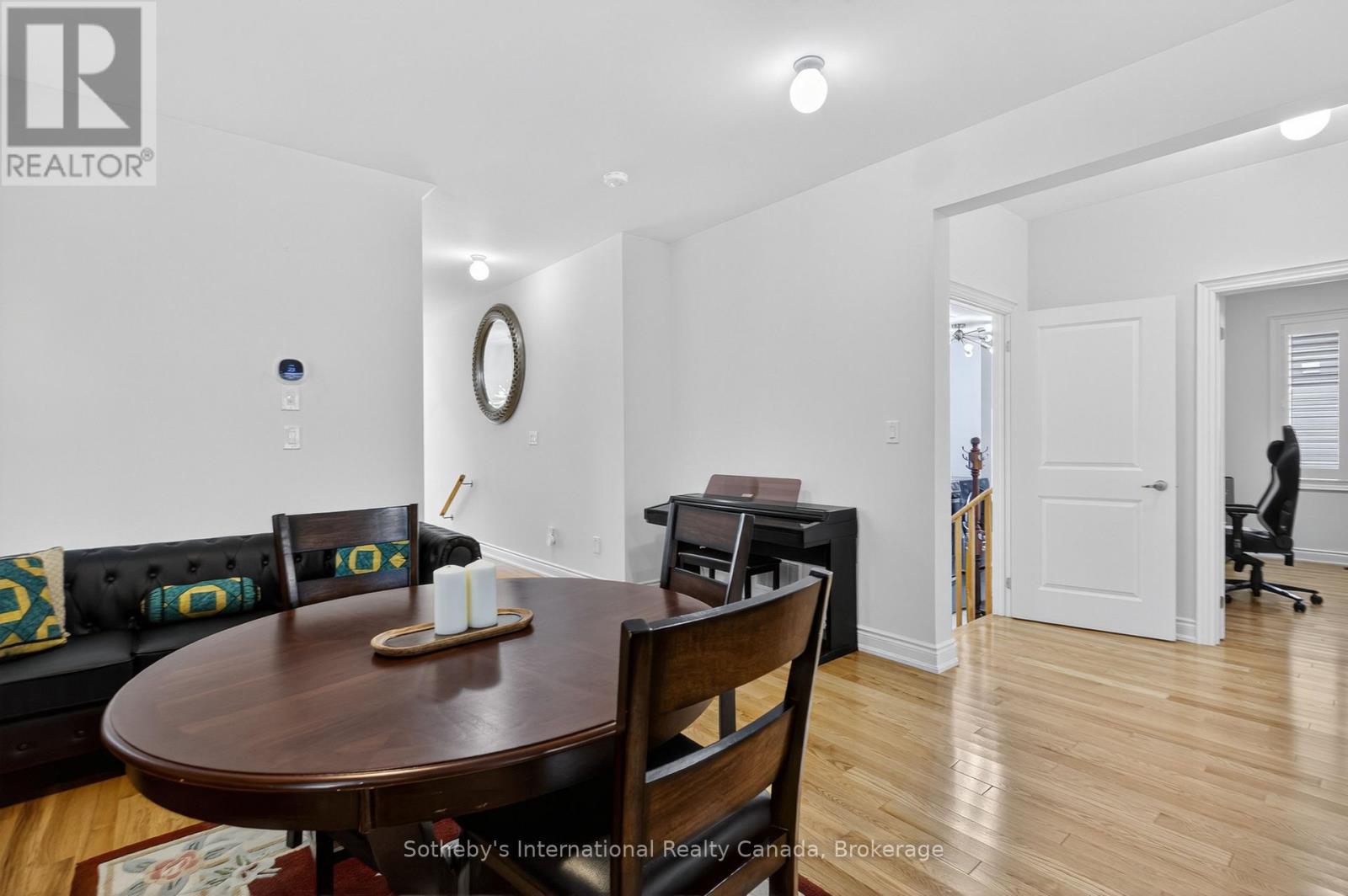 5 MIDDLETON DRIVE - 8