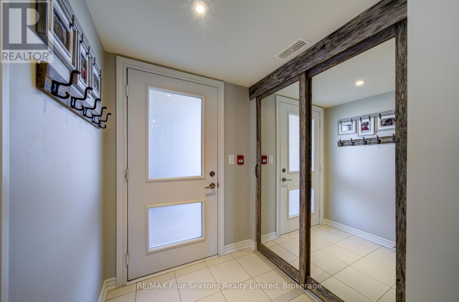 #104 5 ANCHORAGE CRESCENT - 5