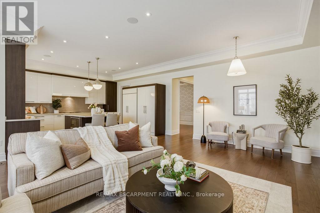 343 TUDOR AVENUE - 12