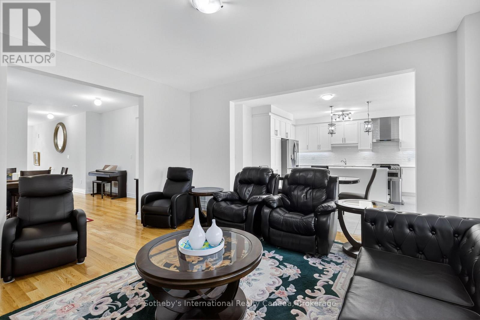 5 MIDDLETON DRIVE - 10