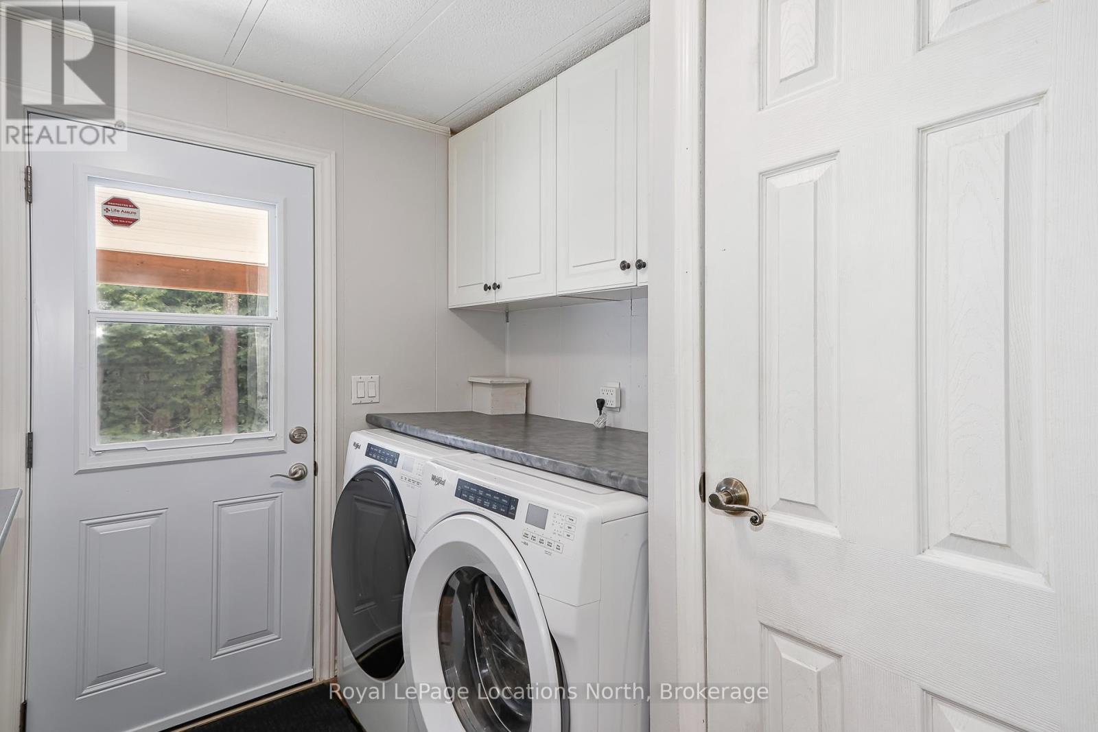 5 GOLF AVENUE E - 14