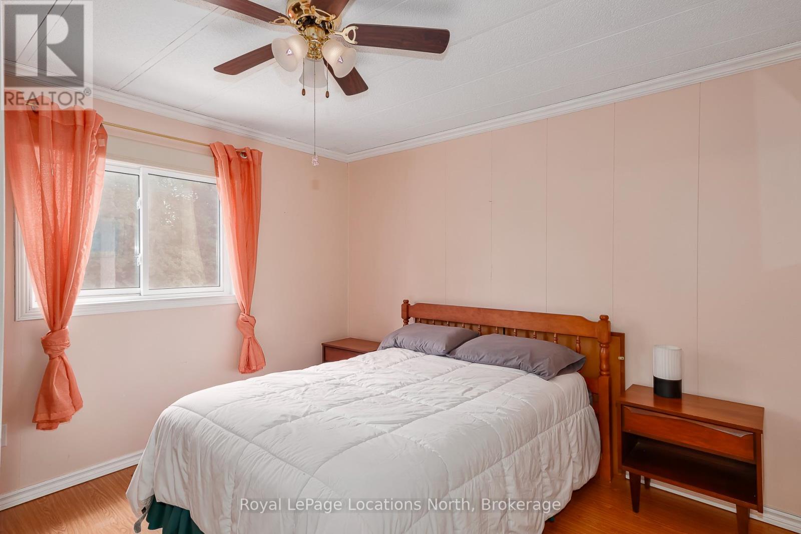 5 GOLF AVENUE E - 17