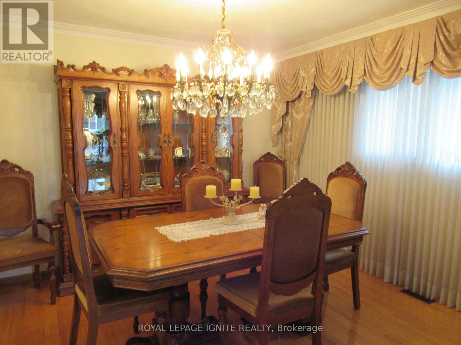 8 NEWLOVE COURT - 3