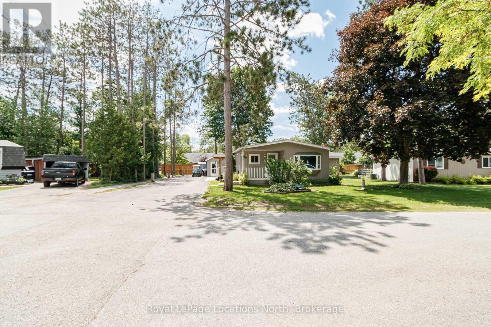 5 GOLF AVENUE E - 2