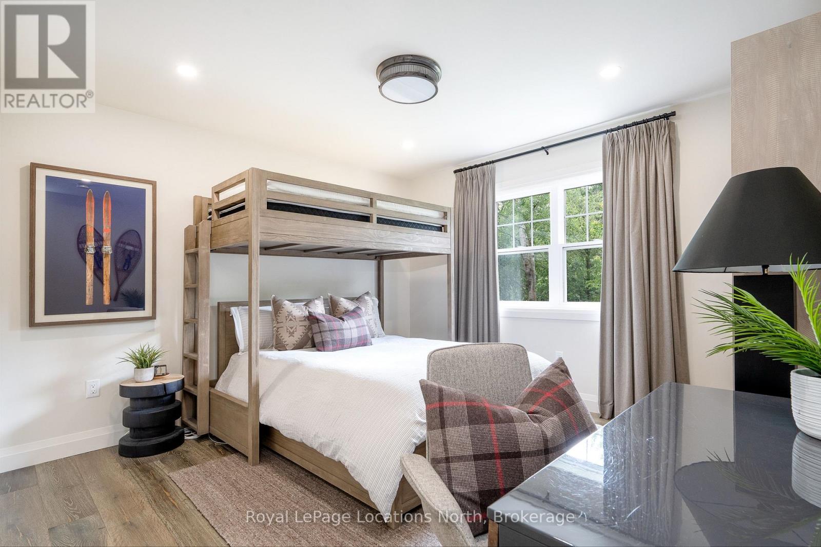 4 WOODVIEW DRIVE - Image 31