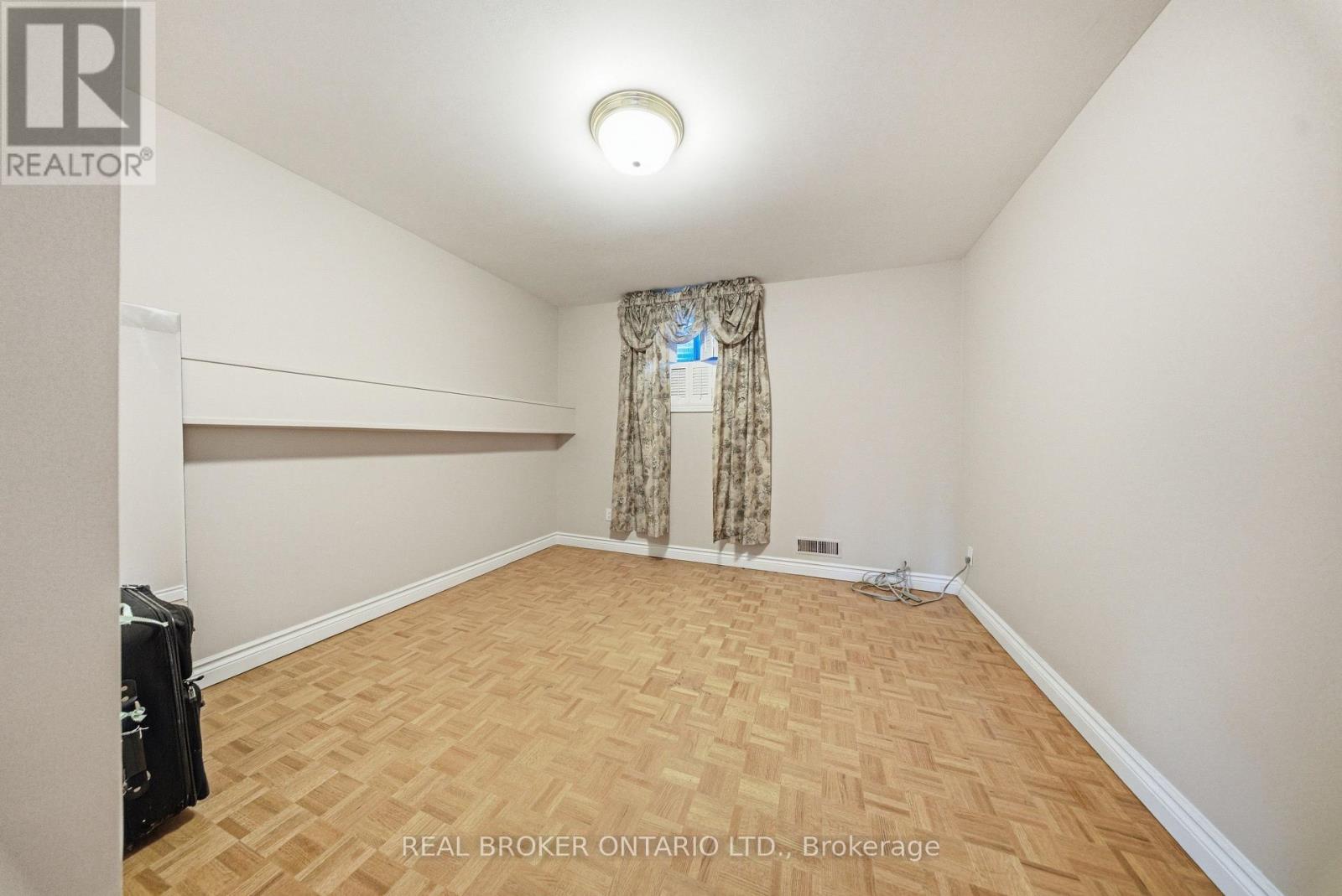 529 CONSERVATION DRIVE - 29