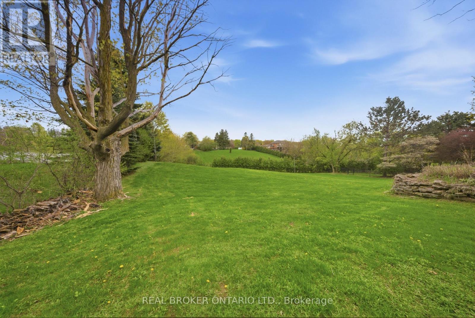 529 CONSERVATION DRIVE - 34