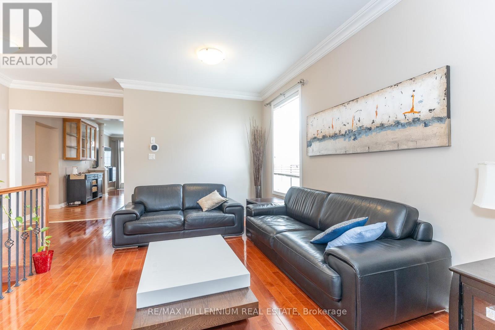 28 DONHERB CRESCENT - 6