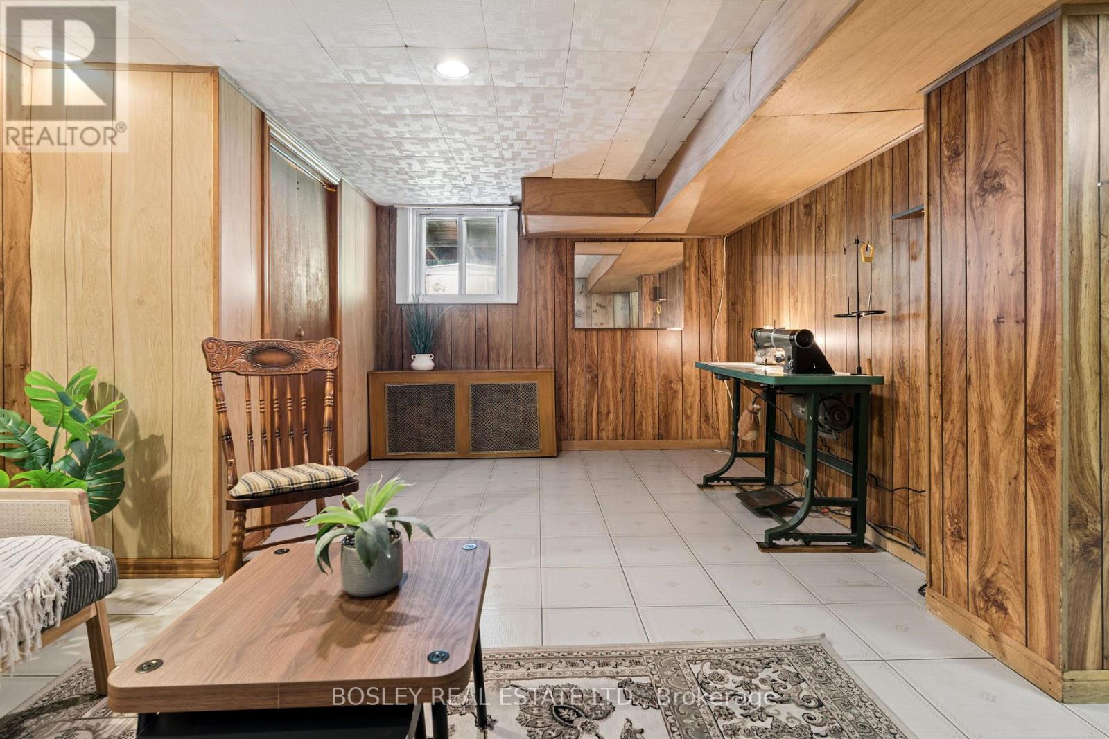 96 MACDONALD AVENUE - 40