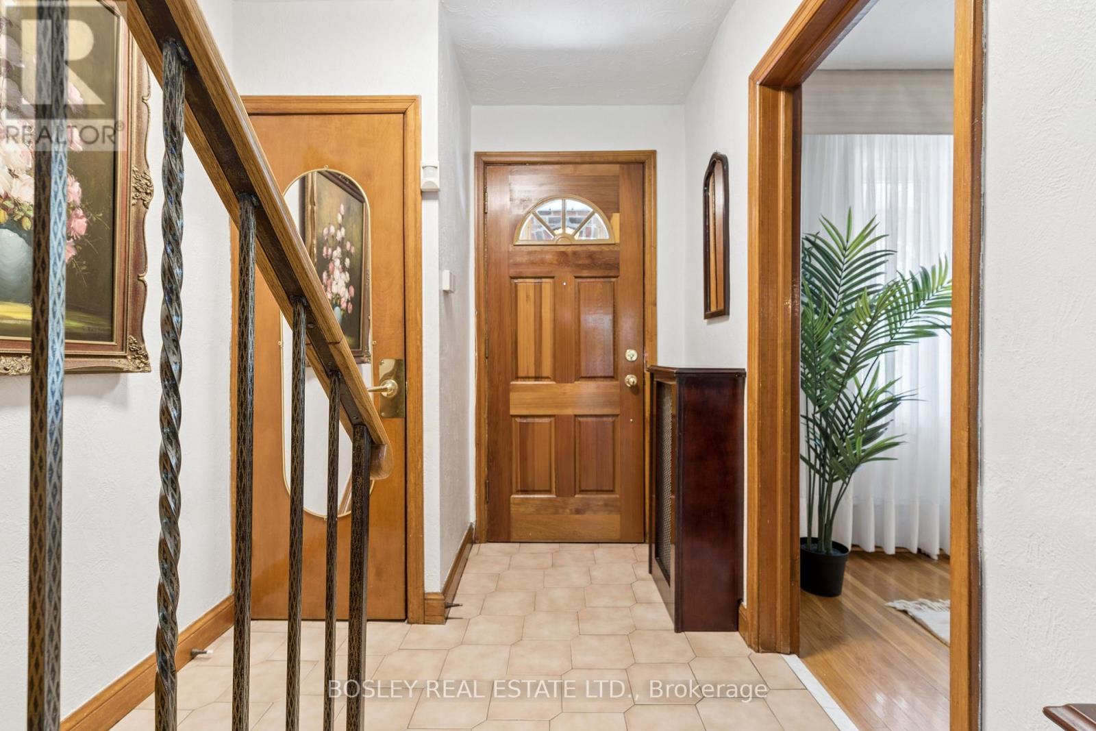 96 MACDONALD AVENUE - 6