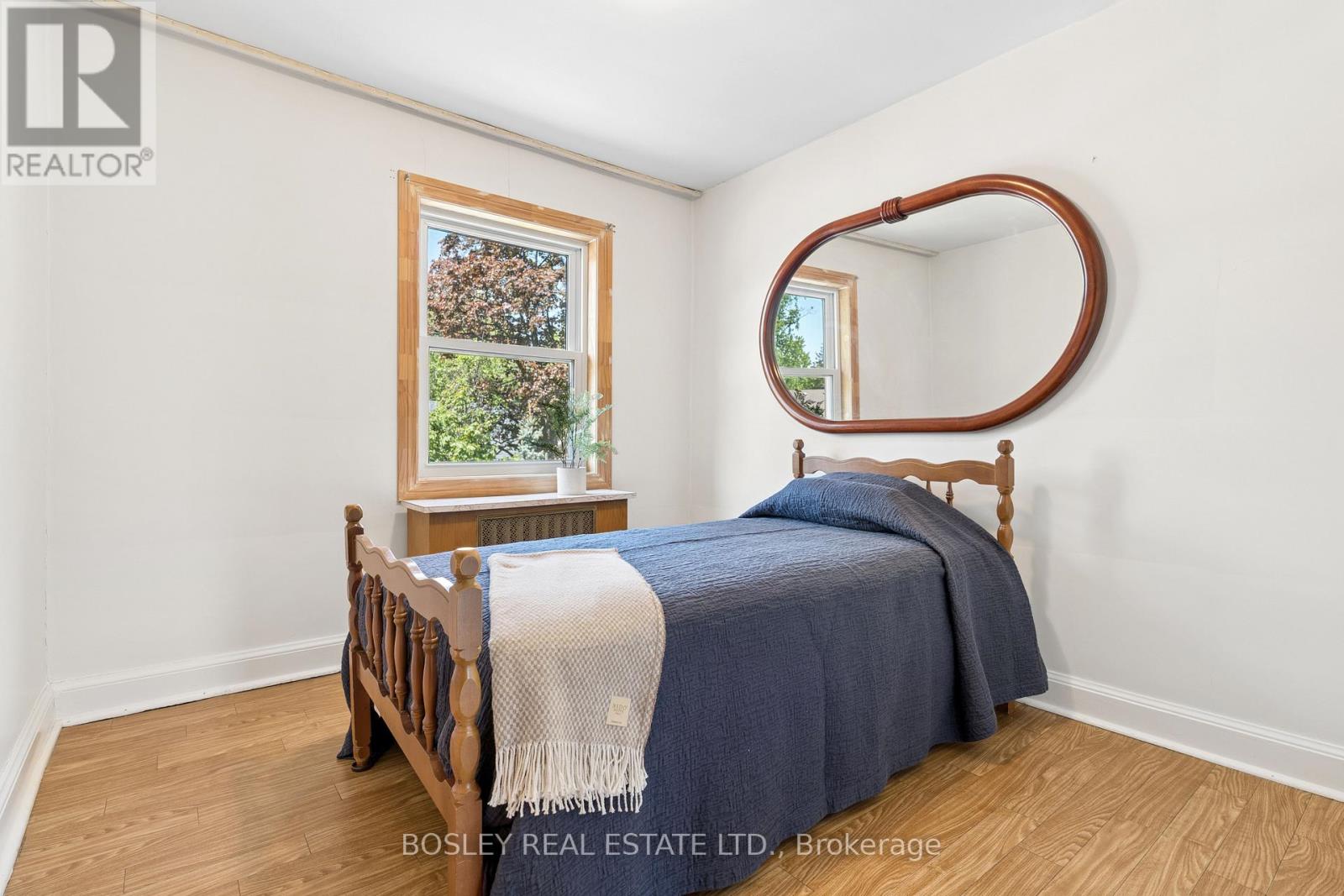 96 MACDONALD AVENUE - 33